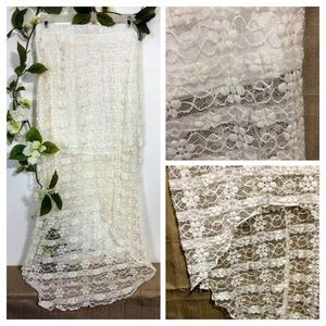 🔴 SOLD 🔴 No Boundaries Hi-Low Skirt